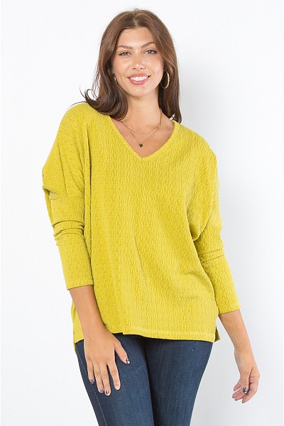 PT11597 TEXTURED SWEATER BACK KEYHOLE